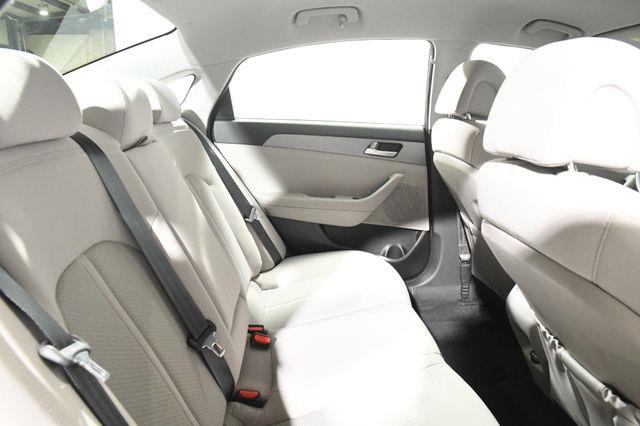 2017 Hyundai Sonata SE photo
