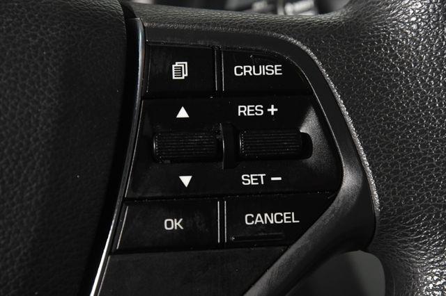 2017 Hyundai Sonata SE photo