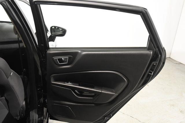 2016 Ford Fiesta SE w/ Heated Seats photo