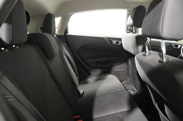 2016 Ford Fiesta SE w/ Heated Seats photo