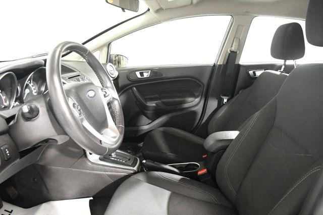 2016 Ford Fiesta SE w/ Heated Seats photo