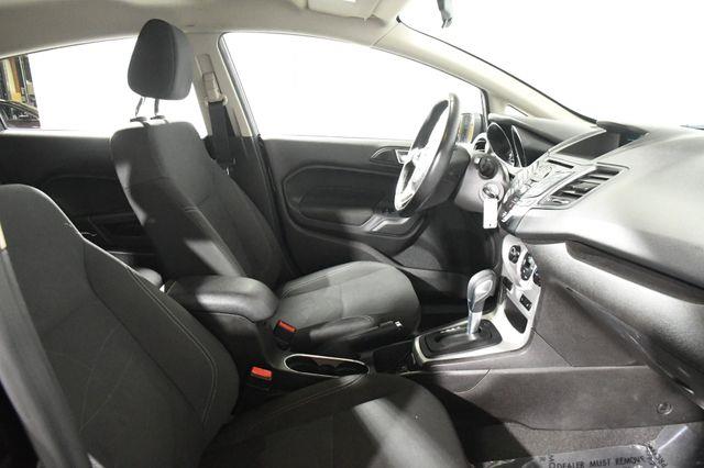 2016 Ford Fiesta SE w/ Heated Seats photo