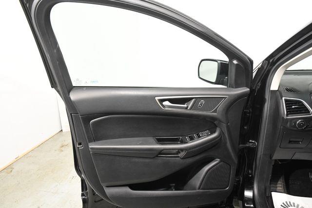 2016 Ford Edge SEL w/ Nav/ Blind Spot photo
