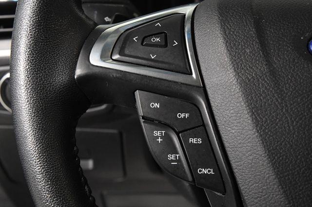 2016 Ford Edge SEL w/ Nav/ Blind Spot photo