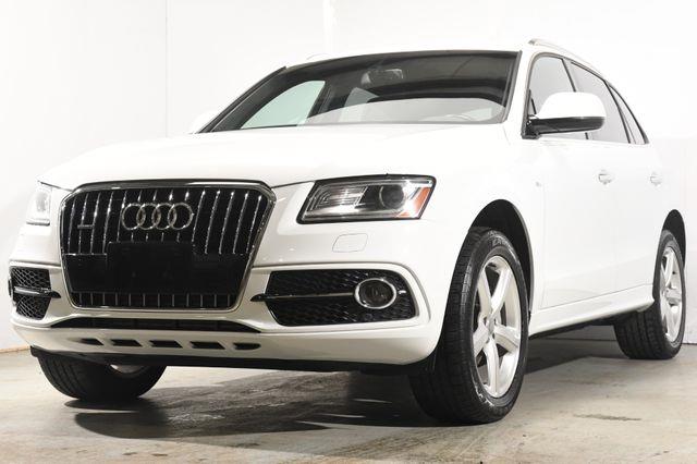 The 2017 Audi Q5 Premium Plus photos