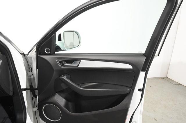 2017 Audi Q5 Premium Plus photo