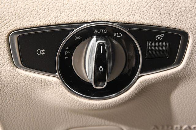 2017 Mercedes-Benz E 300 Luxury w/ Nav/ Blind Spot/ Saf photo