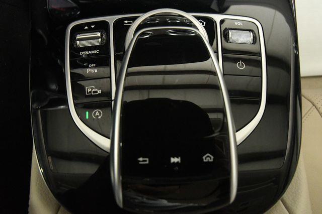 2017 Mercedes-Benz E 300 Luxury w/ Nav/ Blind Spot/ Saf photo