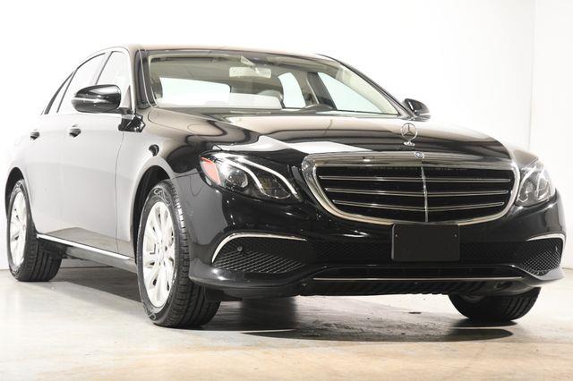 2017 Mercedes-Benz E 300 Luxury w/ Nav/ Blind Spot/ Saf photo