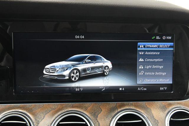 2017 Mercedes-Benz E 300 Luxury w/ Nav/ Blind Spot/ Saf photo