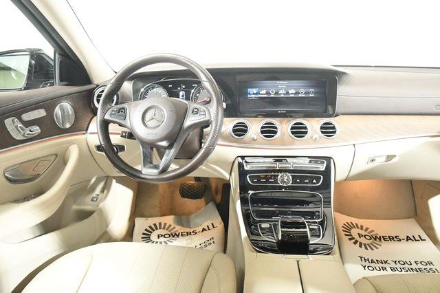 2017 Mercedes-Benz E 300 Luxury w/ Nav/ Blind Spot/ Saf photo