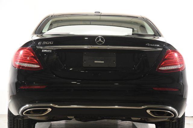 2017 Mercedes-Benz E 300 Luxury w/ Nav/ Blind Spot/ Saf photo