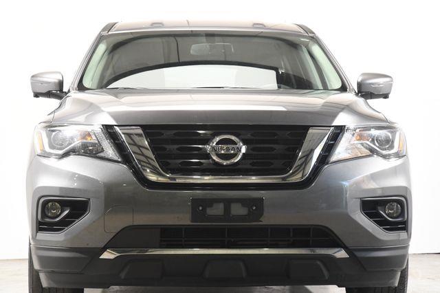 2017 Nissan Pathfinder SL photo