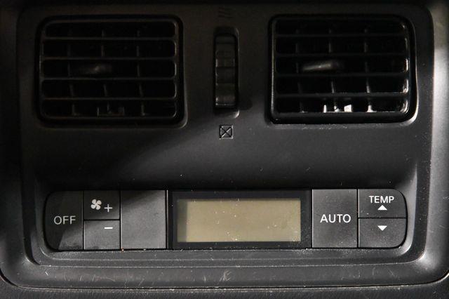 2017 Nissan Pathfinder SL photo