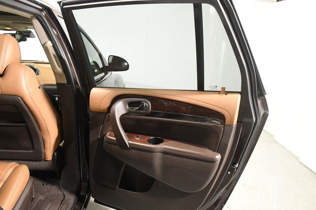2017 Buick Enclave Premium photo