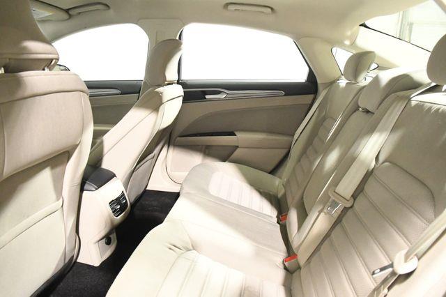 2017 Ford Fusion SE photo