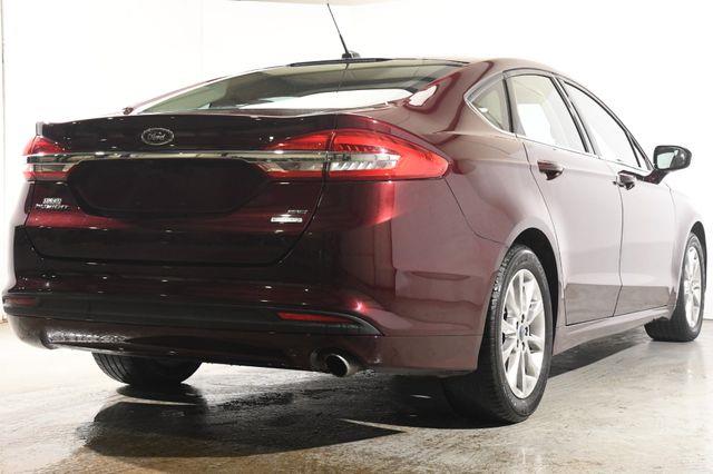 2017 Ford Fusion SE photo