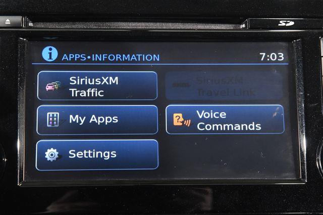 2016 Nissan Rogue SV w/ Nav / Tech1 photo