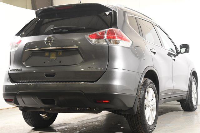 2016 Nissan Rogue SV w/ Nav / Tech1 photo