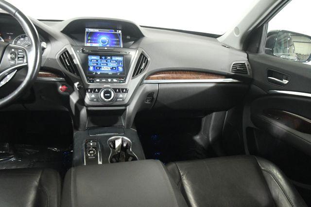 2017 Acura MDX w/Technology Pkg photo