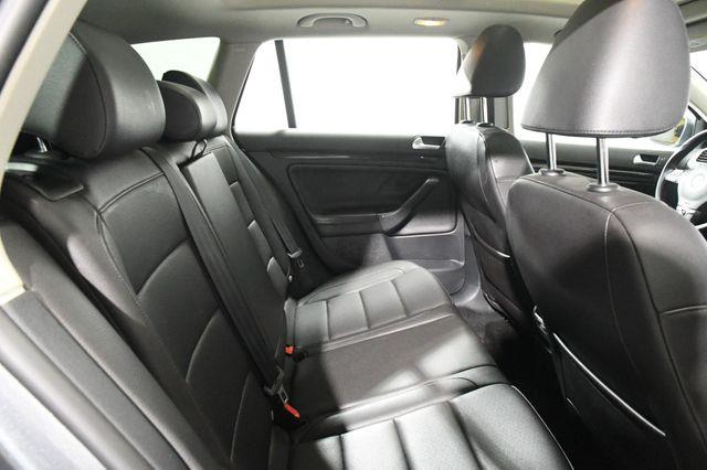 2014 Volkswagen Jetta SportWagen TDI photo