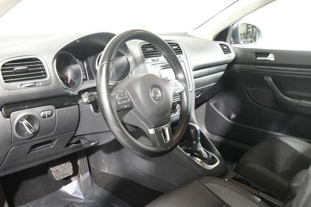 2014 Volkswagen Jetta SportWagen TDI photo