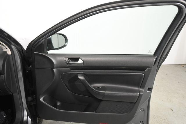 2014 Volkswagen Jetta SportWagen TDI photo