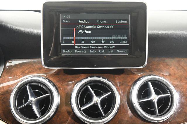 2015 Mercedes-Benz GLA-Class 4MATIC 4dr GLA 250 photo