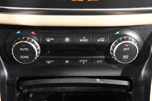 2015 Mercedes-Benz GLA-Class 4MATIC 4dr GLA 250 photo