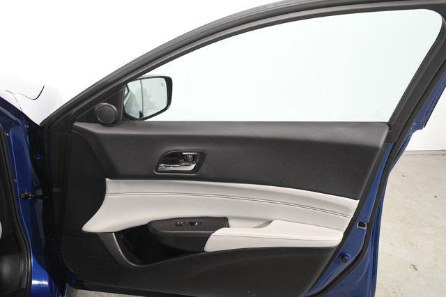 2017 Acura ILX w/Technology Plus Pkg photo