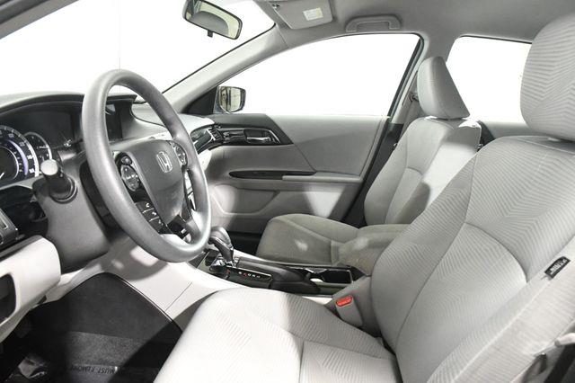 2016 Honda Accord LX photo