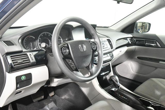 2016 Honda Accord LX photo