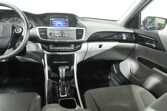 2016 Honda Accord LX photo