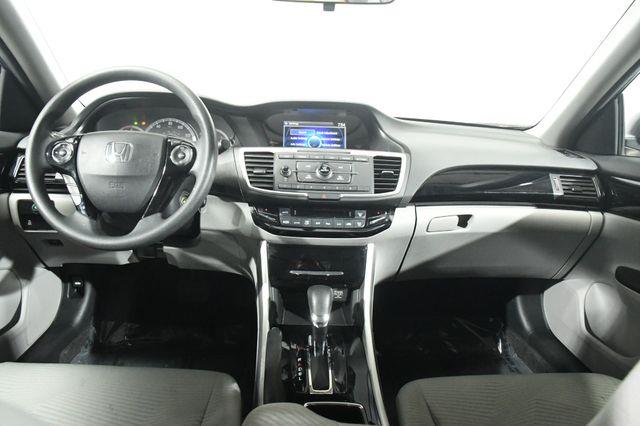 2016 Honda Accord LX photo