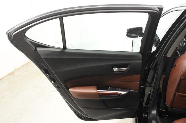 2017 Acura TLX V6 photo