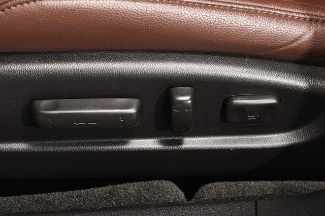 2017 Acura TLX V6 photo