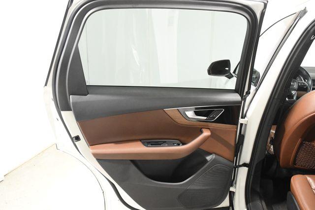 2017 Audi Q7 Premium Plus w/ Virtual Cockpi photo