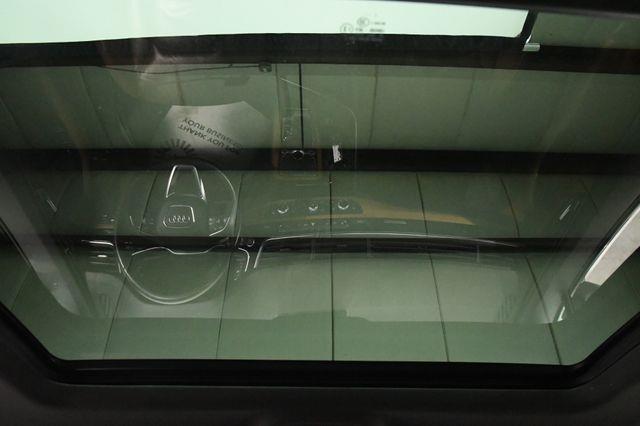2017 Audi Q7 Premium Plus w/ Virtual Cockpi photo