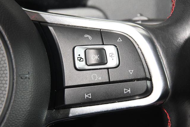 2017 Volkswagen Jetta GLI photo