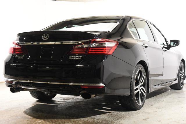 2017 Honda Accord Sport SE photo