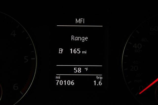 2013 Volkswagen Passat TDI SEL Premium photo