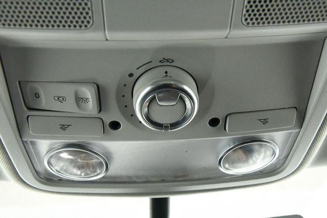 2013 Volkswagen Passat TDI SEL Premium photo