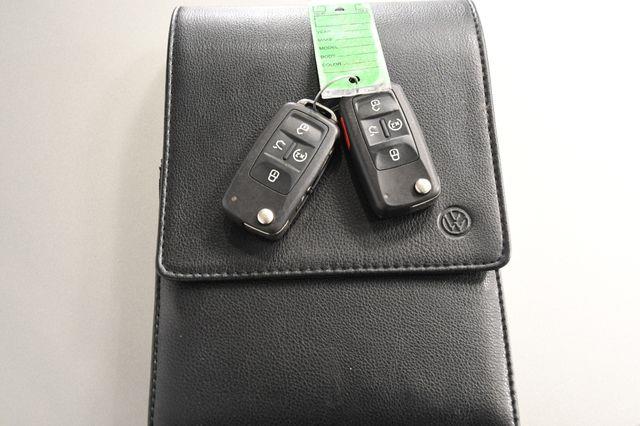 2013 Volkswagen Passat TDI SEL Premium photo