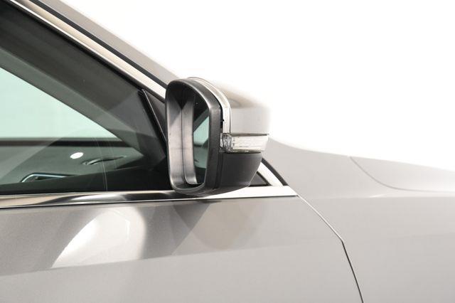 2013 Volkswagen Passat TDI SEL Premium photo