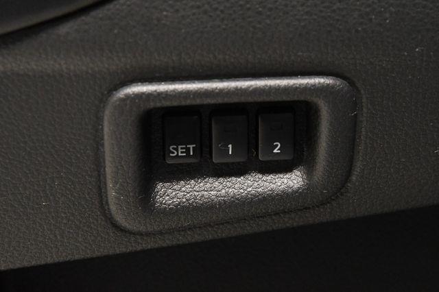 2013 Nissan SLX photo