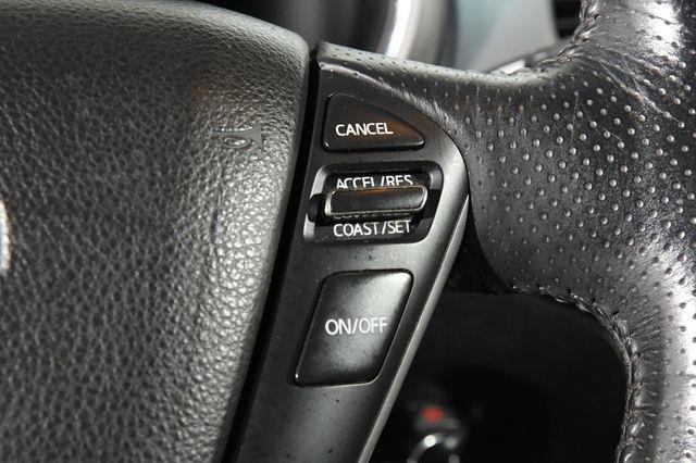 2013 Nissan SLX photo