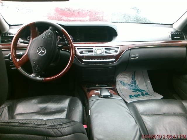 2010 Mercedes-Benz S-Class S550 4MATIC photo