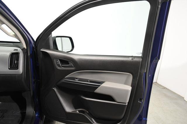 2016 Chevrolet Colorado 2WD WT photo