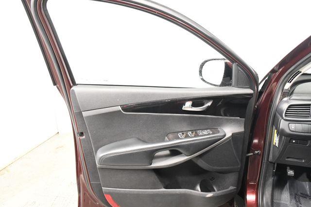 2017 Kia Sorento EX w/ Leather / Nav/ Heated Se photo