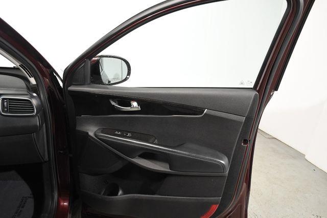 2017 Kia Sorento EX w/ Leather / Nav/ Heated Se photo
